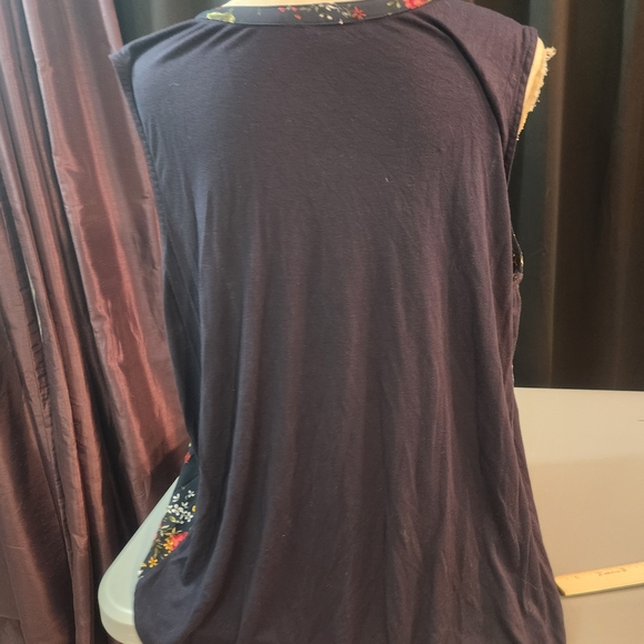 Papermoon Navy Floral Sleeveless Blouse 2xl - Picture 8 of 12